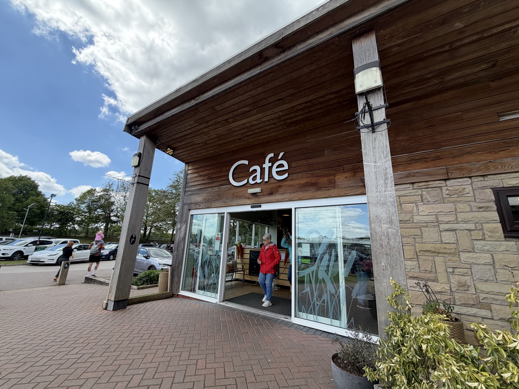 Canalside Farm, Shop & Cafe